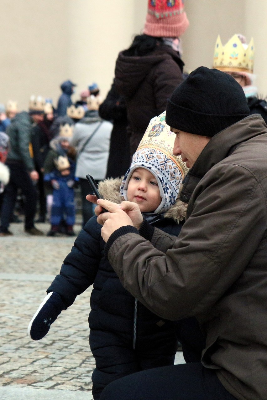 Orszak Trzech Króli przeszedł ulicami Lublina. Zobacz zdjęcia z uroczystości