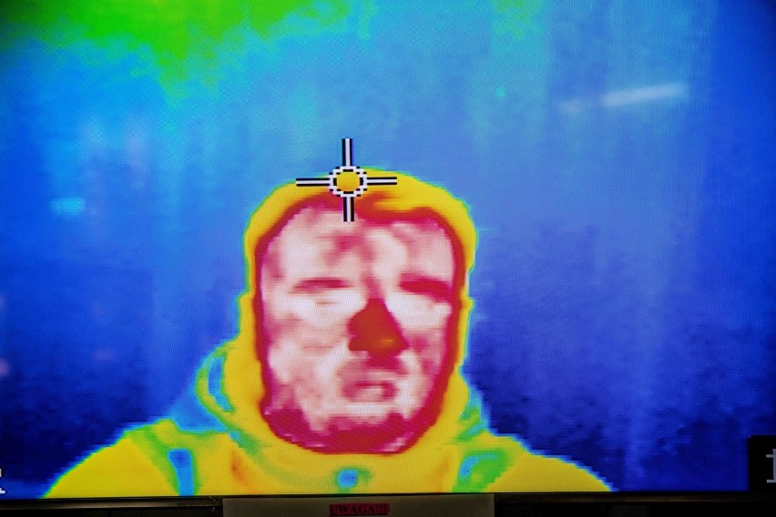 Koronawirus w Białymstoku. Kamera termowizyjna w białostockich akademikach. Studenci kontrolują swoją temperaturę (zdjęcia) 