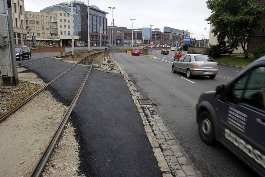 W nocy zamkną tunel pod pl. Dominikańskim. Kierowcy będą jeździć po torowisku (ZDJĘCIA)