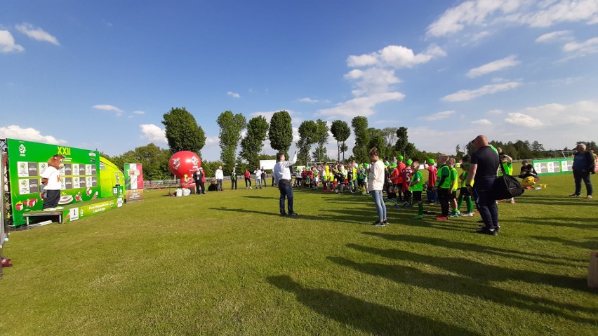 Finaliści turnieju "Z Podwórka na Stadion o Puchar Tymbarku" z lubelskiego gotowi na przygodę życia