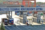 Bałtycki Terminal Kontenerowy w Gdyni odbiera największy w historii przeładunek sprzętu dla wojsk USA stacjonujących w Polsce