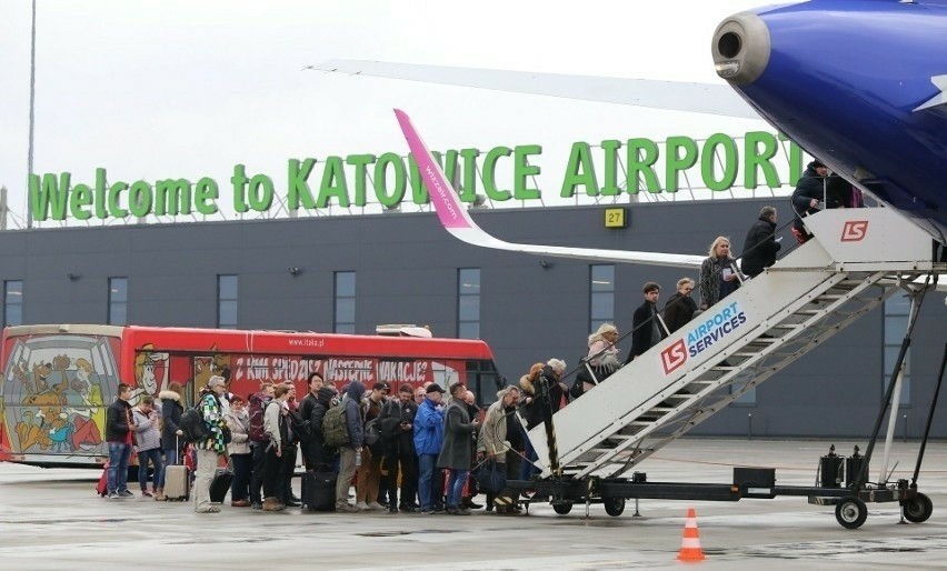 Kłopoty pasażera lotniska w Katowicach-Pyrzowicach. W bagażu podręcznym miał amunicję