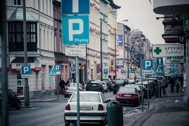 Strefa płatnego parkowaniaparkingi miejskie w sobotę, ulica Pomorska