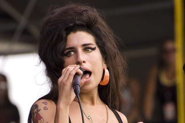 Na zdjęciu Amy Winehouse podczas występu na Virgin Festival w dzielnicy Pimlico, w Baltimore, w stanie Maryland w Stanach Zjednoczonych, 4 sierpnia 2007 r.