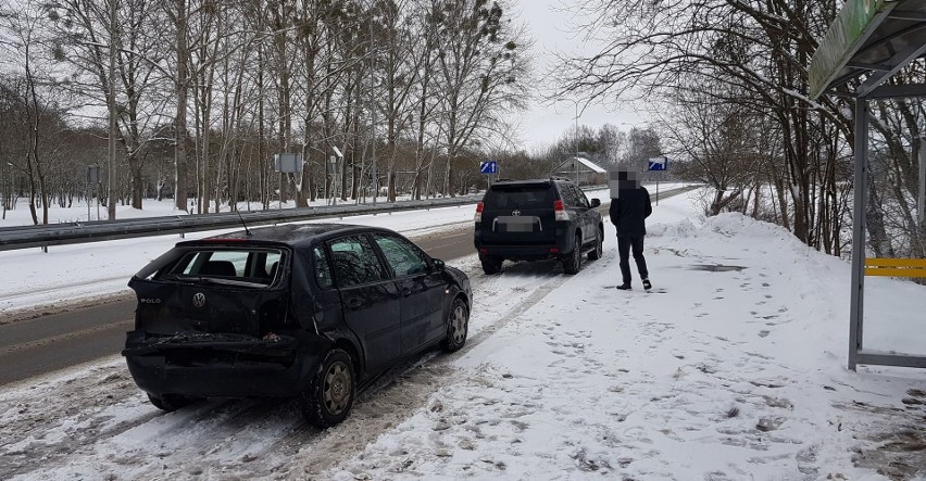 Kolizja w Redzikowie. Zderzyły się dwa samochody [ZDJĘCIA]