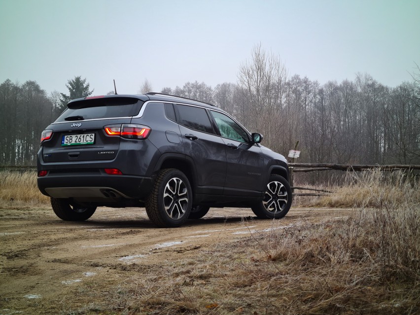 Jeep Compass niedawno przeszedł gruntowny lifting, który...