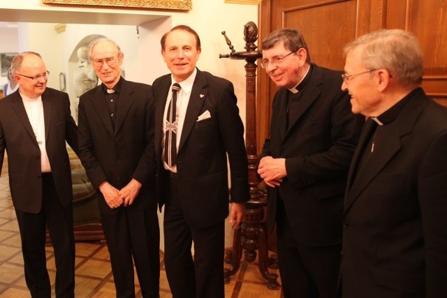 Na zdjęciu od prawej: kard. Walter Kasper, kard. Kurt Koch, prof. Stanisław Nicieja, abp Alfons Nossol, bp Andrzej Czaja.