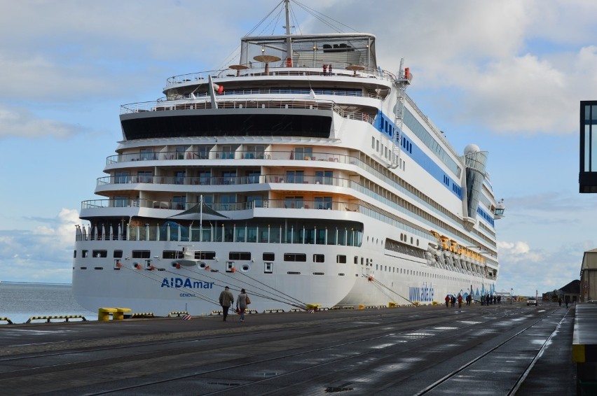 Pływający pod włoską banderą AIDAmar opuścił port. To...