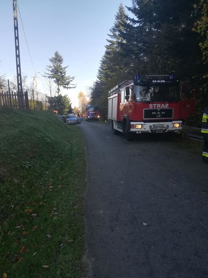 Przysietnica wypadek. Samochód wypadł z jezdni i stoczył się w dół [ZDJĘCIA]