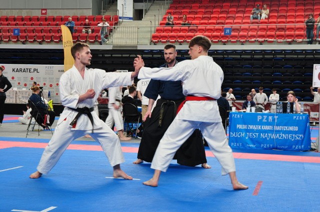 Zawodnicy Klubu Karate NIDAN Zielona Góra zdobyli siedem medali mistrzostw Polski.