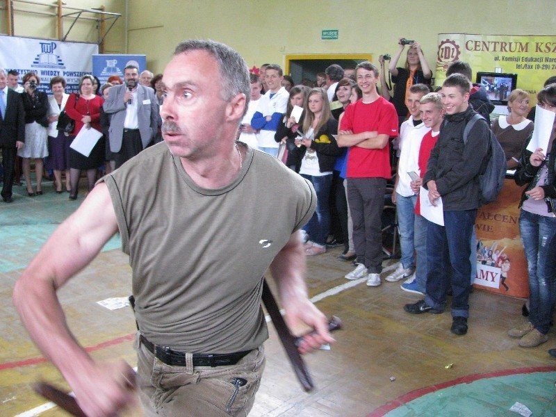 Andrzej Grajczyk pokazywał różne style walki.