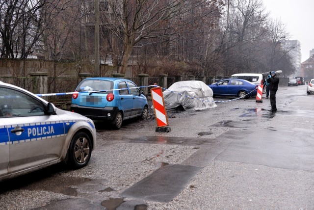 Kolejne podpalenie samochodu w Gdańsku. Spłonęło auto przy Angielskiej Grobli