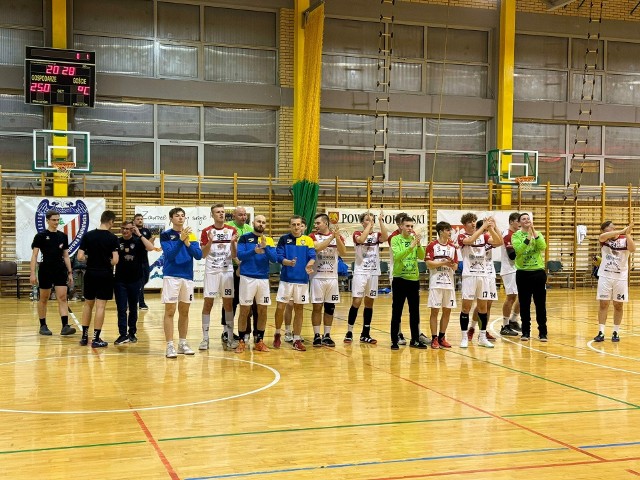 Piłkarze ręczni Szczypiorniaka Dąbrowa Białostocka wygrali już czwarty mecz z rzędu
