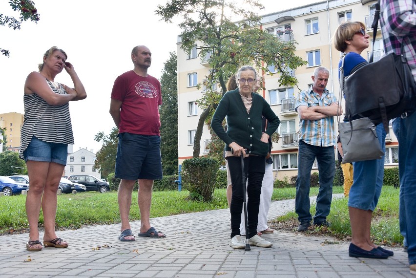 Mieszkańcy protestują przeciw modernizacji ulic Waryńskiego...