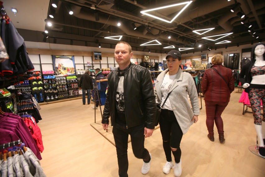 Silesia Outlet wraz z Centrum Handlowym Auchan Gliwice i...