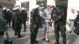 EURO 2012: Napad zamaskowanych kiboli! Bójka przed meczem Polska - Rosja [FILM, więcej zdjęć]