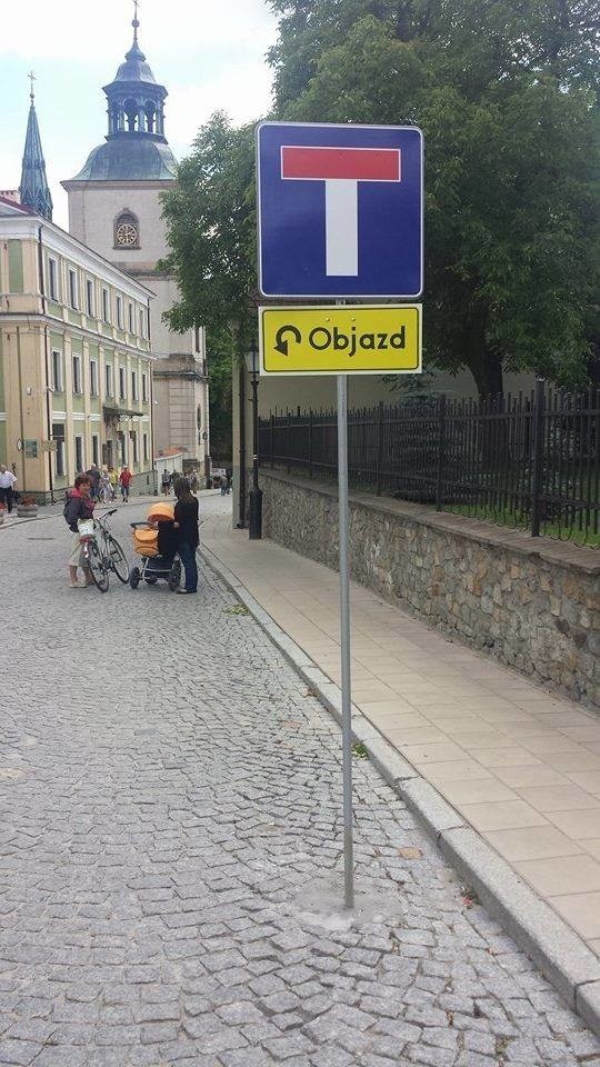 Jeżdżąc po polskich drogach zdarza nam się spotykać znaki...