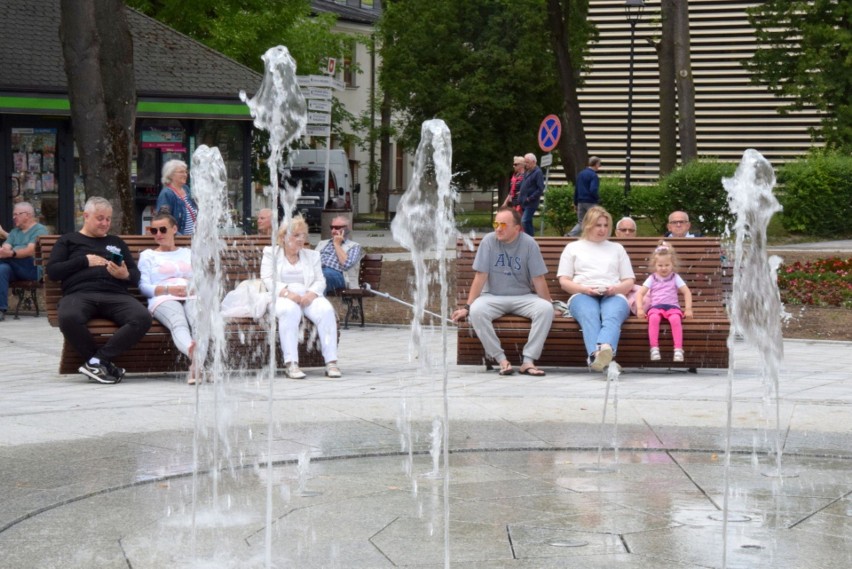 Fontanny na placu, który stał się nowym centrum...