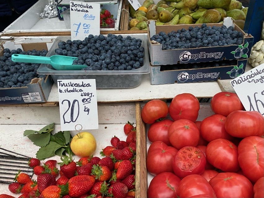 Ceny owoców i warzyw na Starym i Nowym Kleparzu