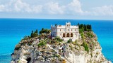 5 najpiękniejszych nadmorskich miasteczek Włoch. Prawdziwe perełki na wakacje!