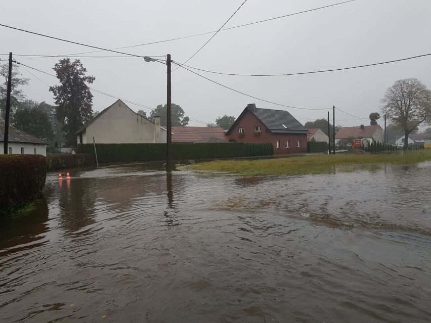 Tak wygląda walka strażaków z powodzią na Opolszczyźnie.