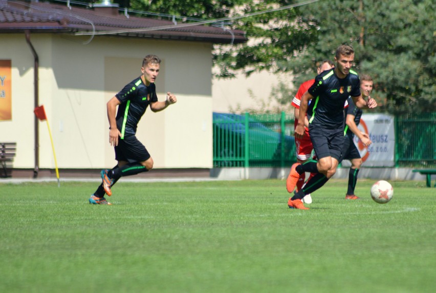 4 liga podkarpacka. Rezerwy Stali Stalowa Wola przegrały z Watkem Koroną Bendiks Rzeszów 0:1 [RELACJA, ZDJĘCIA]