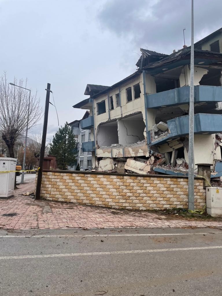 Radny miejski z Przemyśla wyjechał do Turcji pomagać ofiarom...