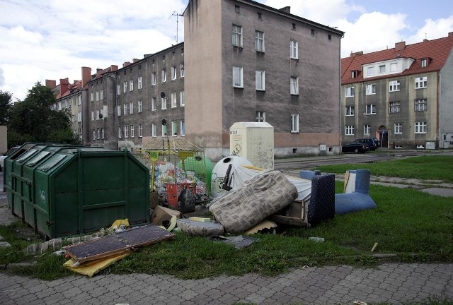 Od poniedziałku w Słupsku rozpocznie się zbiórka odpadów wielkogabarytowych i zużytego sprzętu  elektrycznego i elektronicznego.