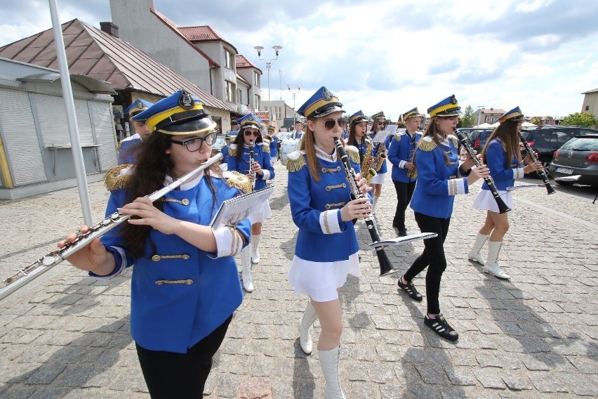 Wielkie show orkiestr dętych na daleszyckim Rynku