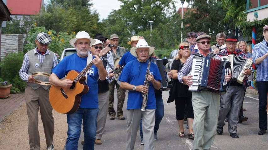 W Kamyku pod Częstochową trwa Festiwal Kapel Podwórkowych