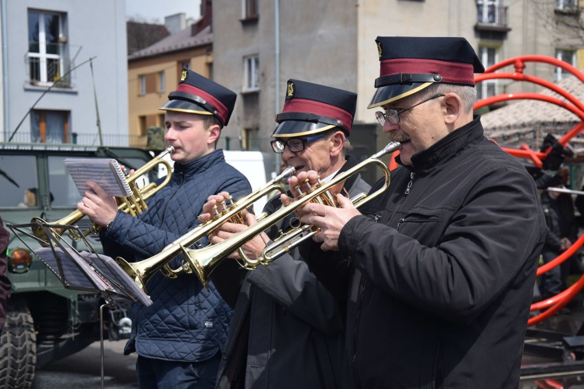 Wyjątkowy piknik strażacki w Zawierciu: Strażacy chcą pomóc 12-letniemu Mikołajowi ZDJĘCIA