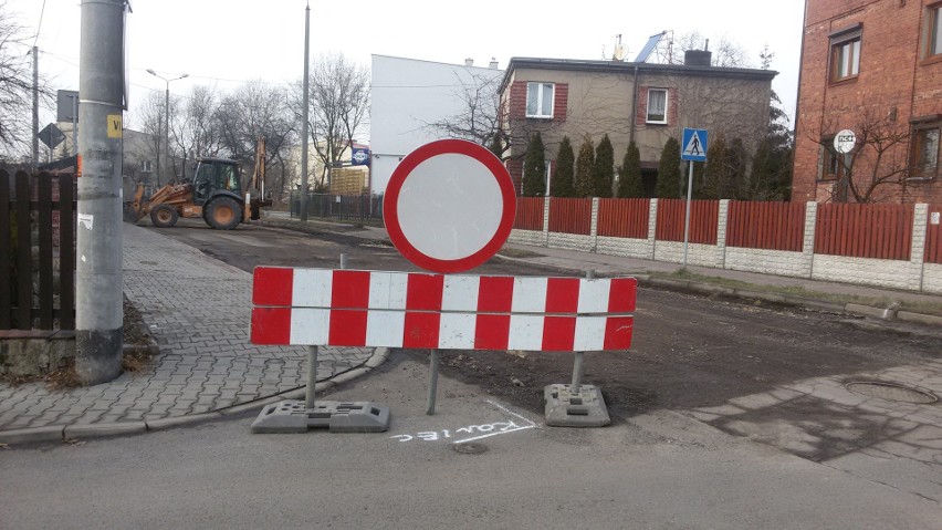 Mysłowice: trwa remont ulicy Janowskiej. Są utrudnienia ZDJĘCIA