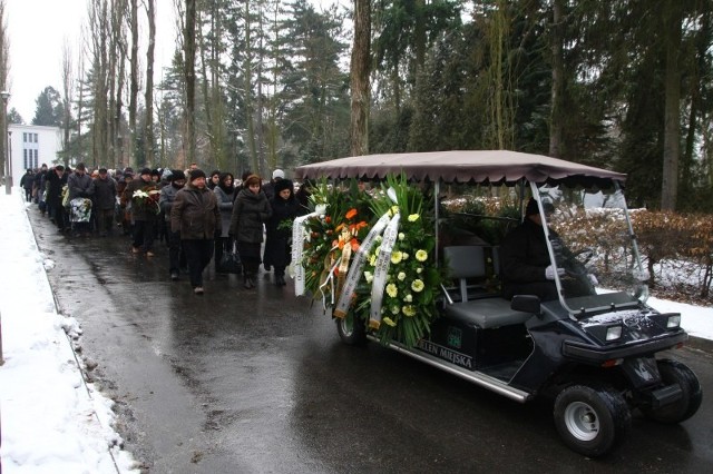 Tadeusza Kwaśniewskiego pożegnali rodzina, przyjaciele i znajomi.