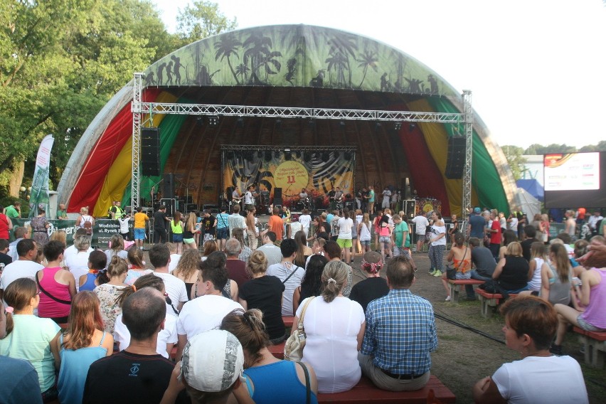 Festiwal Reggae w Wodzisławiu. Gwiazdy na scenie, pod sceną tłumy [ZDJĘCIA]