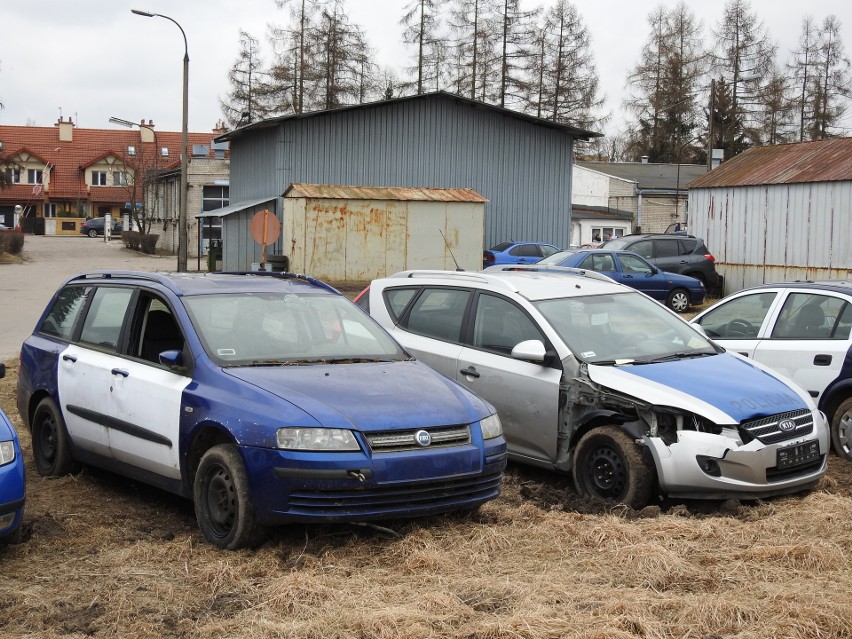 Na terenie policyjnej stacji obsługi przy ul. Hajnowskiej w...