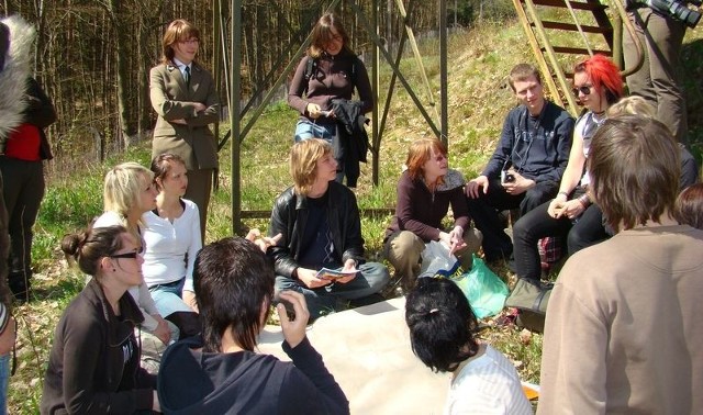 Leśnicy podczas spotkania z lęborską młodzieżą.