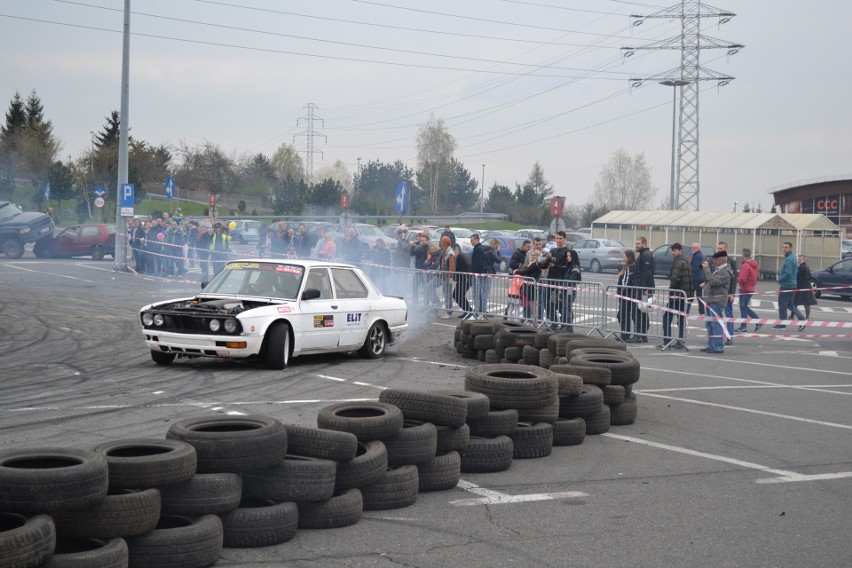 Sosnowiec: otwarcie sezonu motocyklowego z atrakcjami ZDJĘCIA