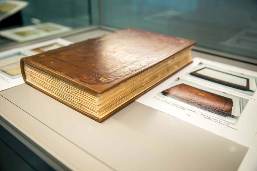 Książnica Podlaska. Tylko do 21 marca można zobaczyć najstarszą książkę w Książnicy