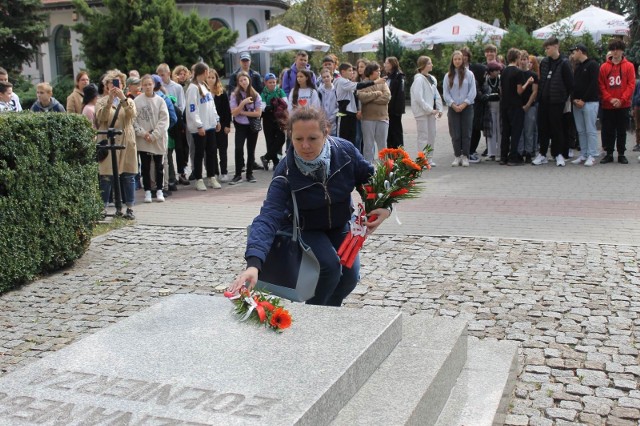 Historyczne miejsca pamięci o ofiarach II wojny św. na trasie Marszu Pamięci w Chełmnie