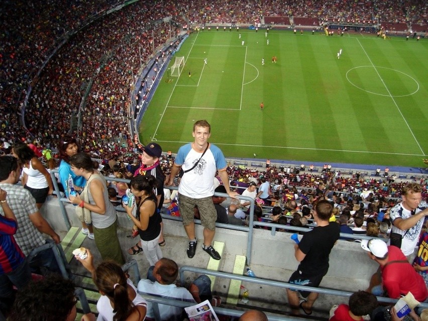 #PiłkaNożnaStylŻycia: Artur na meczu FC Barcelona - AC Milan