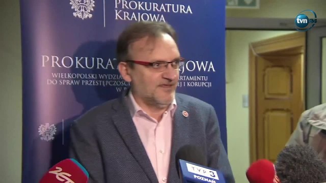 Piotr Baczyński, naczelnik prowadzącego śledztwo dotyczące Józefa Piniora poznańskiego Wydziału Zamiejscowego Prokuratury Krajowej oddał się do dyspozycji przełożonych