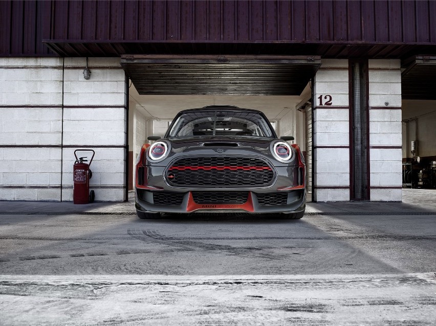 Mini John Cooper Works GP...