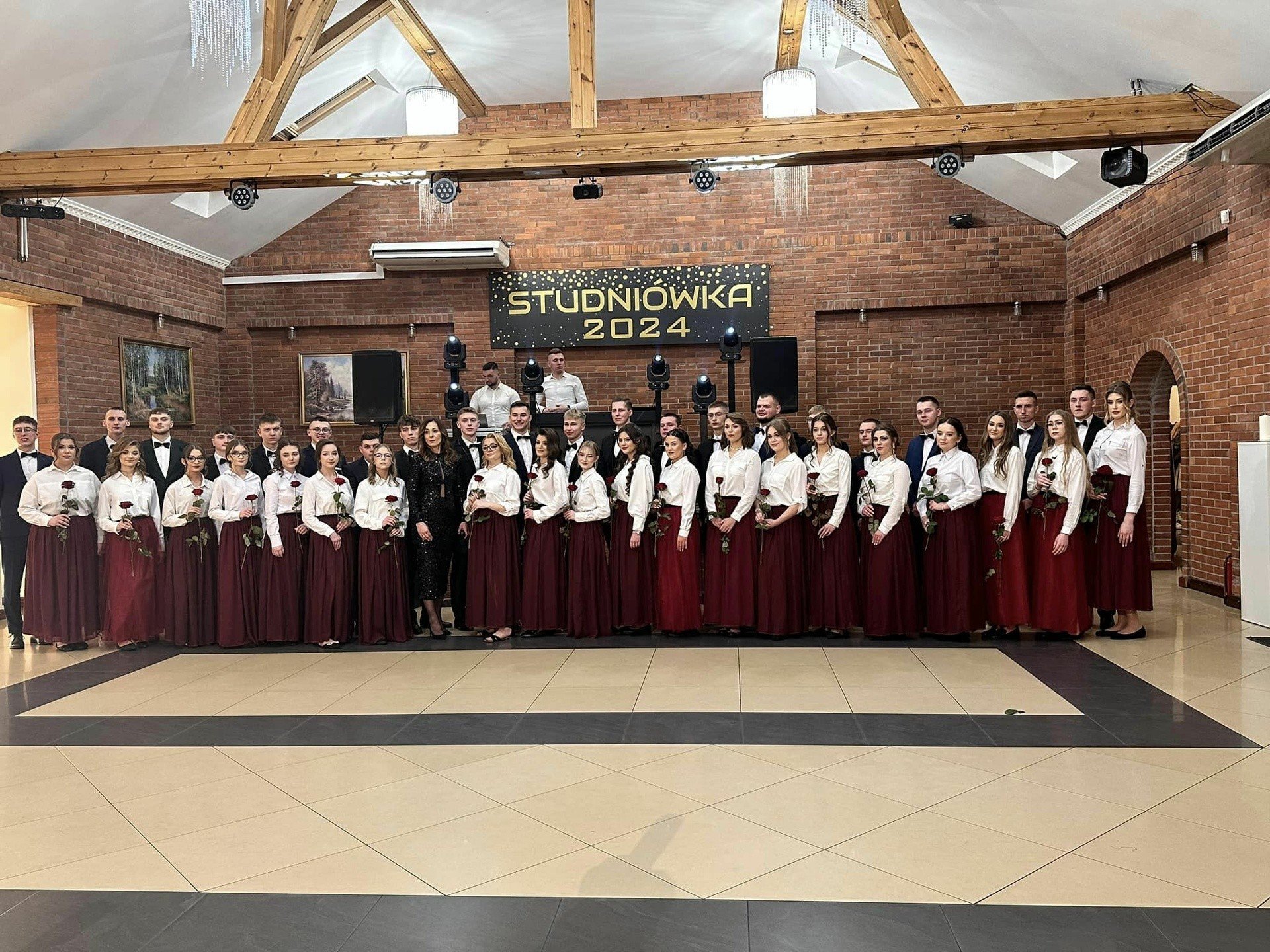 Studniówka ZSZ. im. Stanisława Staszica w Wysokiem Mazowieckiem. Bal