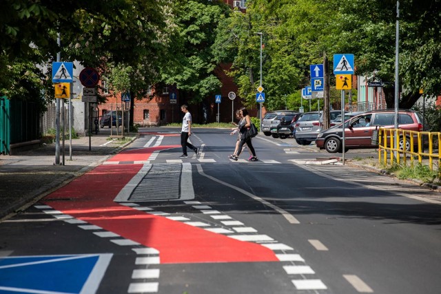 Kontrapas na ul. Hetmańskiej na razie nie zachęcił wielu kierowców do podróży przez centrum.