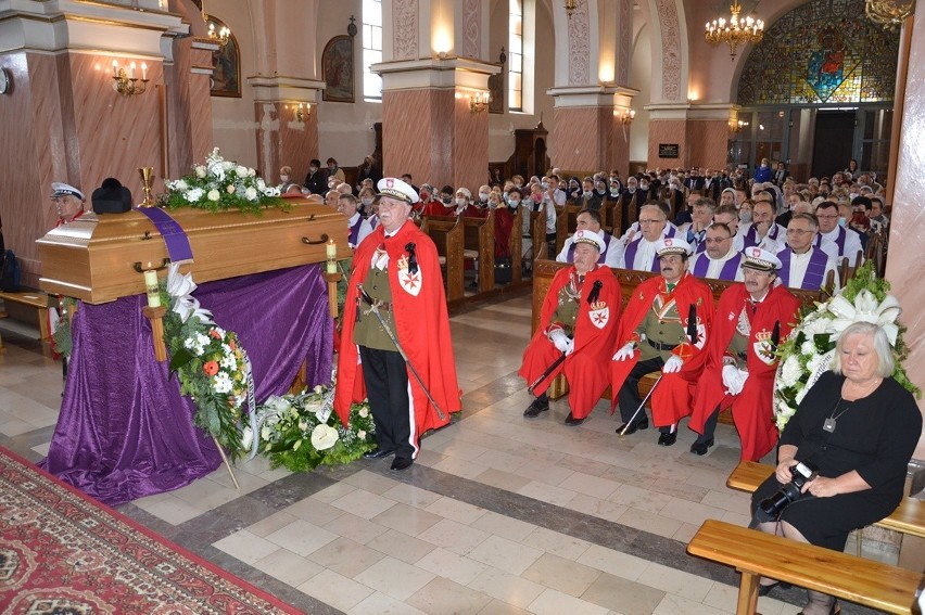 Rudnik nad Sanem. Ostatnie, wzruszające pożegnanie księdza infułata Czesława Wali