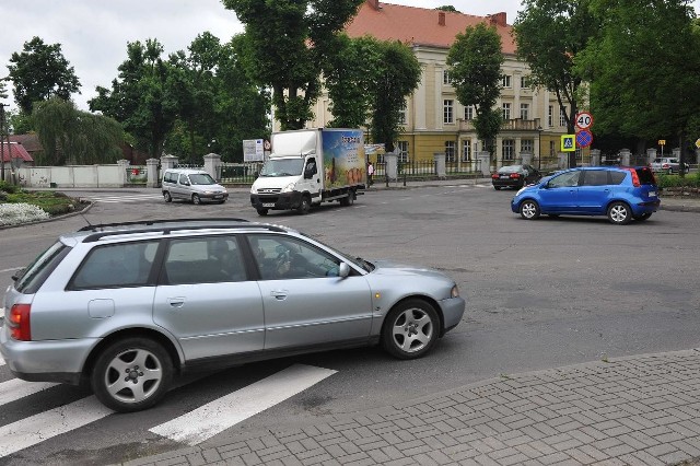 Po przebudowie obecnego skrzyżowania kierowcy jadący do Trzebiechowa będą mieli dodatkowy pas jezdni, tzw. prawoskręt