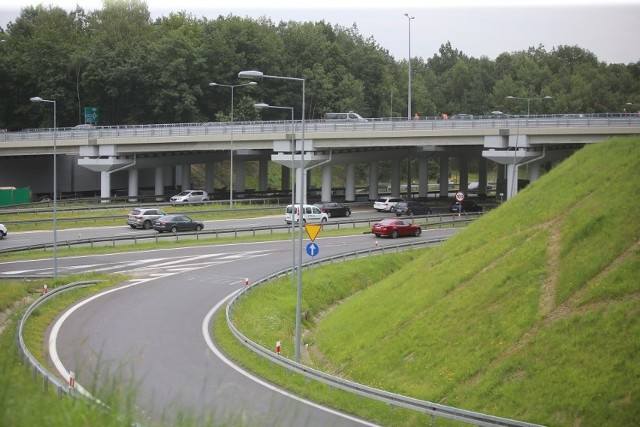 Uwaga kierowcy! Ruszył remont na A4 pomiędzy węzłami Mruckowska i Brzęczkowice. Szykujcie się na utrudnienia