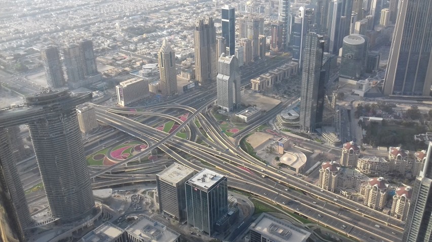 Liczący ok. 3,4 mln mieszkańców Dubaj był w 2019 roku...