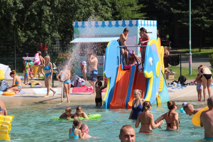 Aqua aerobik i inne atrakcje Kąpieliska Leśnego w Gliwicach ZDJĘCIA