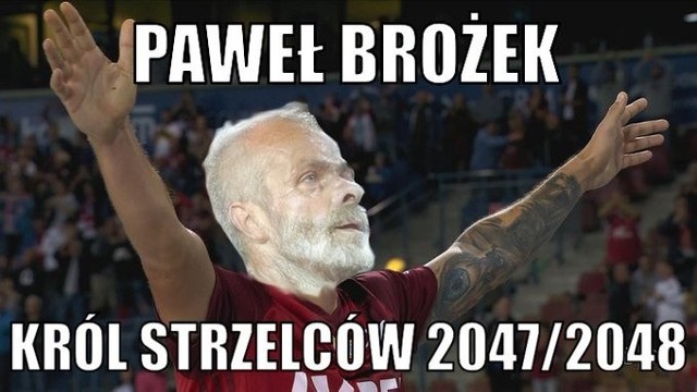 Już raz się z nami pożegnał (oficjalnie!), ale wrócił. I potwierdził, że trzyma się dobrze. 36-letni Pawel Brożek pozamiatał w meczu Wisły Kraków - z ŁKS-em Łódź (4:0). Trafił bowiem dwukrotnie. Internauci wróżą mu jeszcze koronę króla strzelców... Zobaczcie, co jak jeszcze skomentowali wydarzenia z 5. kolejki.